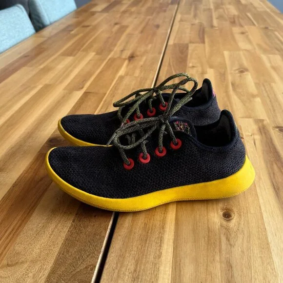 Allbirds Tree Runners Heathered Black Sunny Gold Sole W10 - Picture 4 of 7